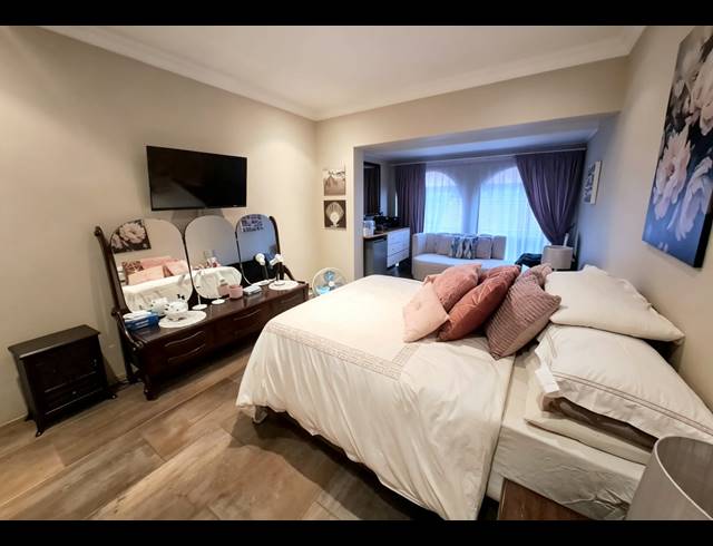 3 BEDROOM TOWNHOUSE FOR SALE IN THREE RIVERS